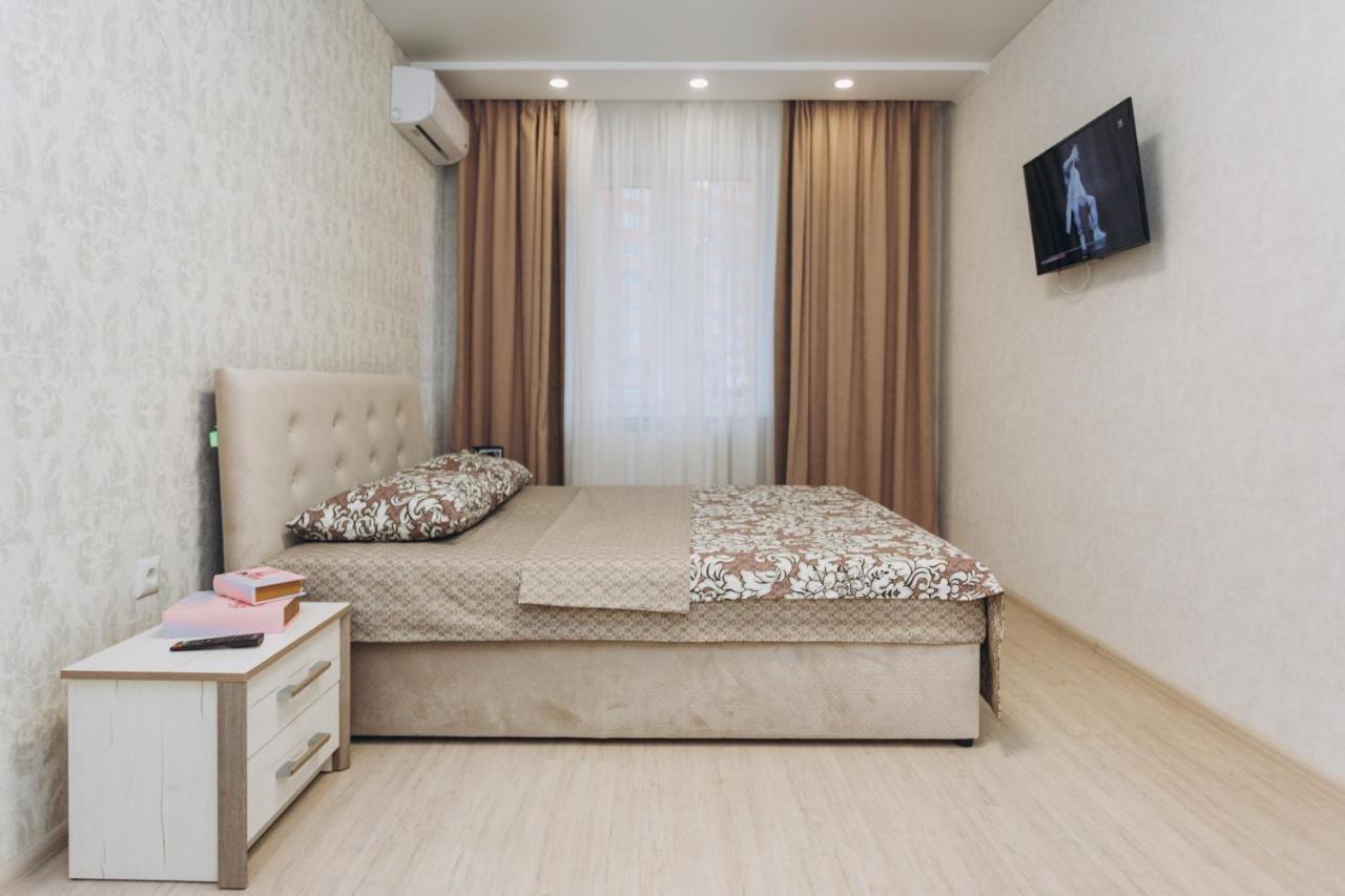 Luxe Apart-Hotel Near Lavina New Building 1 Floor Sumy Eksteriør bilde