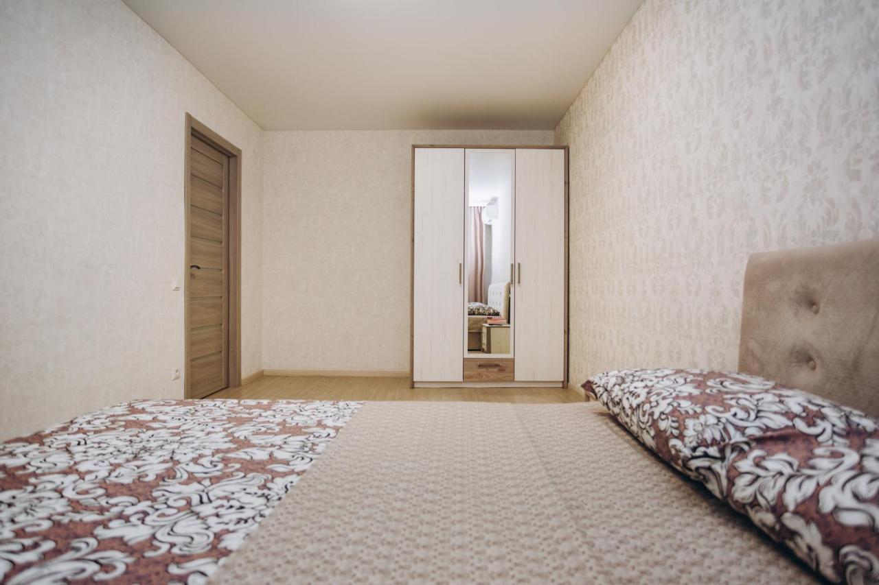 Luxe Apart-Hotel Near Lavina New Building 1 Floor Sumy Eksteriør bilde