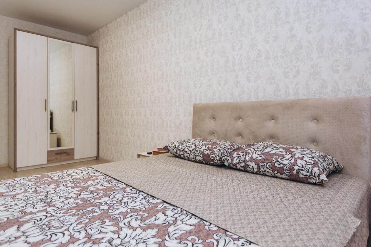 Luxe Apart-Hotel Near Lavina New Building 1 Floor Sumy Eksteriør bilde